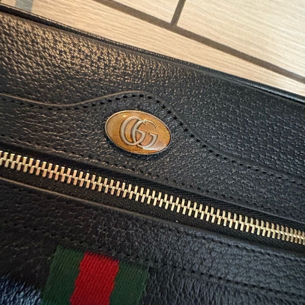 Brand new Gucci crossbody with dustbag and box Black Leather - Picture 2 of 10